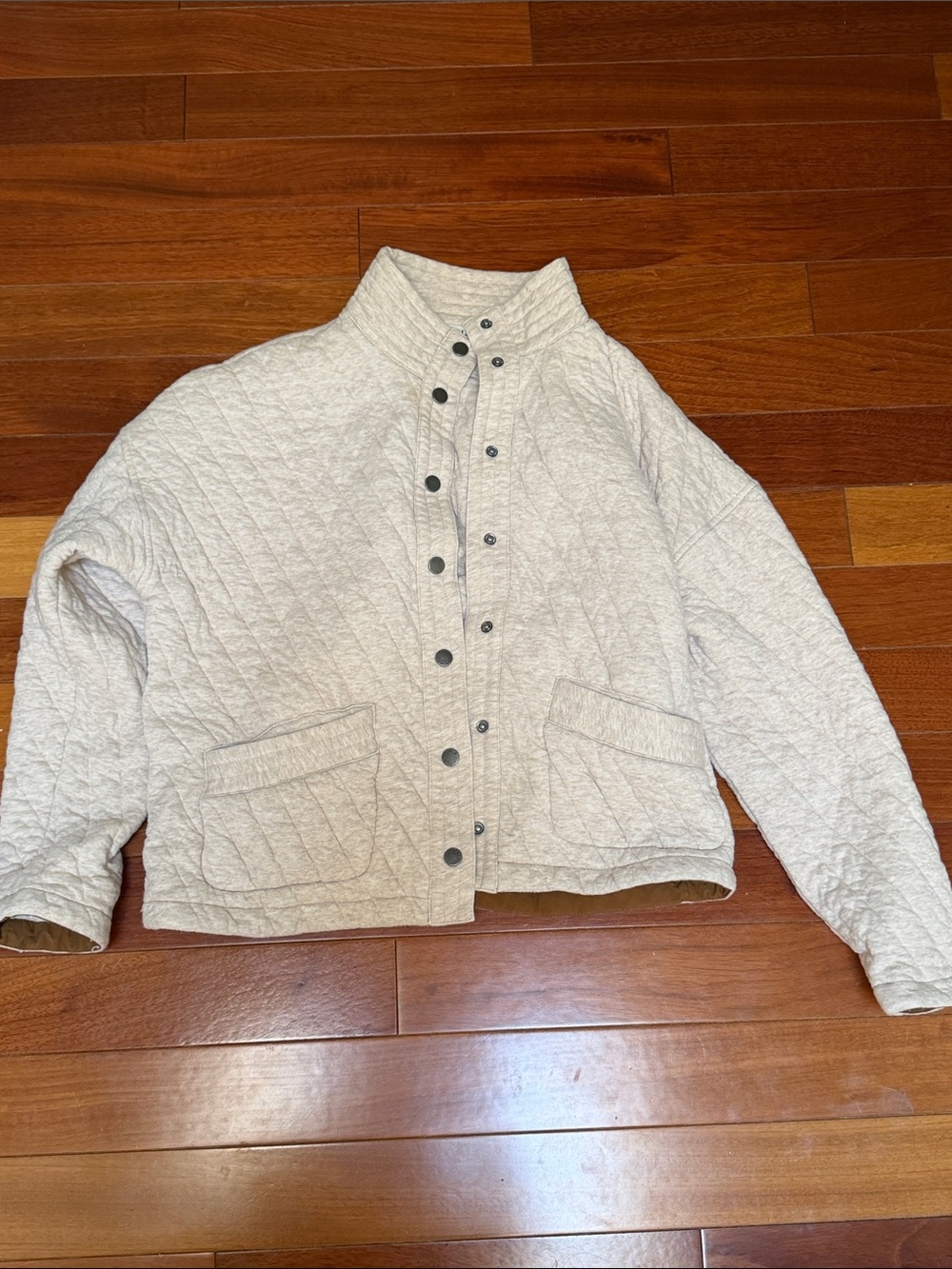 Orvis Quilted Snap-Front Jacket in Cream